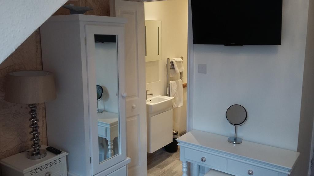 Cambridge House Guest House Истбурн Номер фото