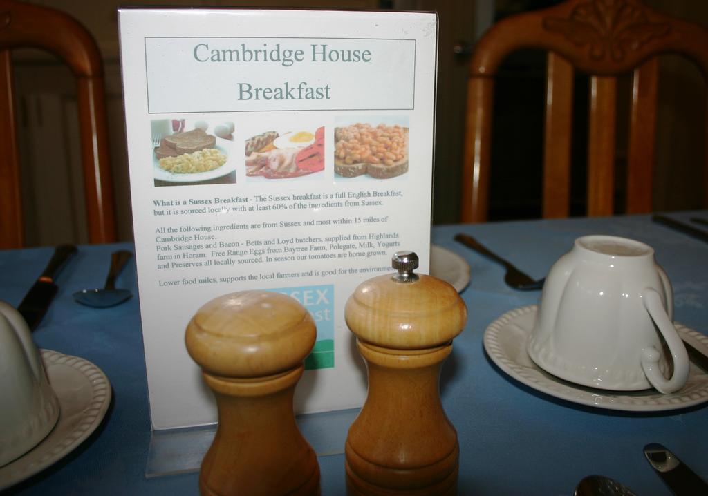 Cambridge House Guest House Истбурн Экстерьер фото