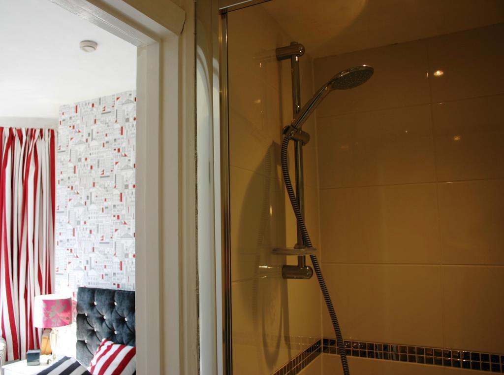 Cambridge House Guest House Истбурн Номер фото