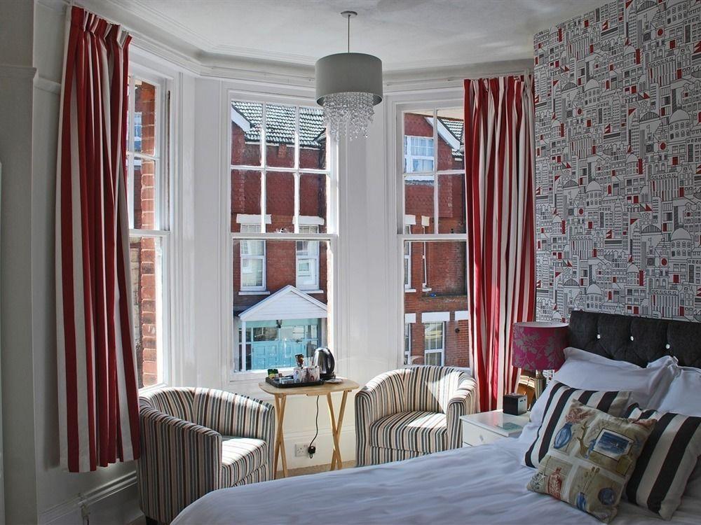 Cambridge House Guest House Истбурн Экстерьер фото